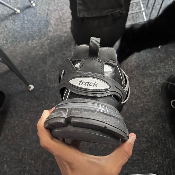 kanya west put these on - Picture 4 of 4